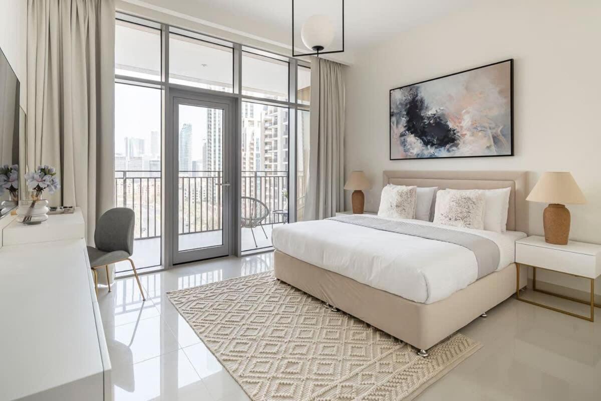 Frank Porter - Boulevard Crescent Dubai Exterior photo