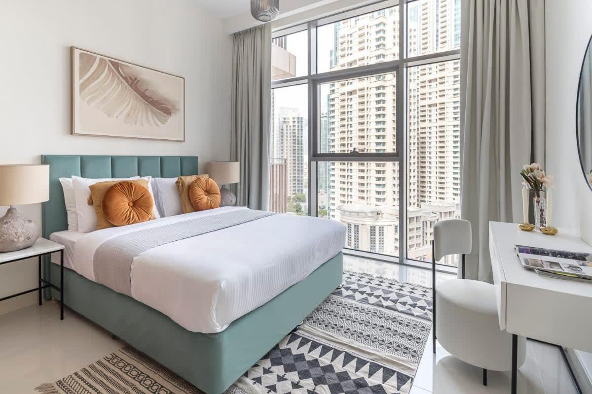 Frank Porter - Boulevard Crescent Dubai Exterior photo